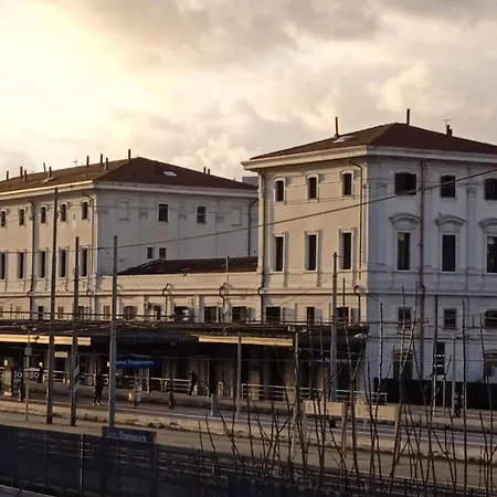 Trastevere Station House *